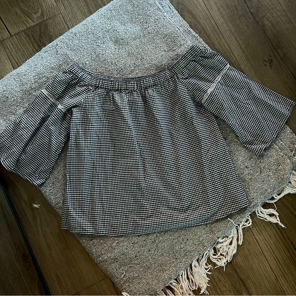 Abercrombie & Fitch blue and white gingham checkered off the shoulder top